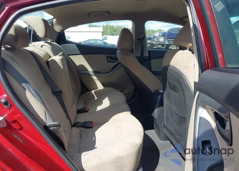 2016 Hyundai Elantra Se z USA, uszkodzony, nr VIN 5NPDH4AE4GH741552